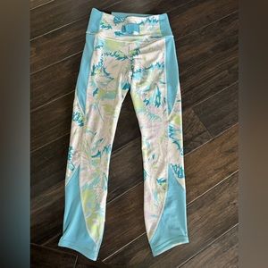 Under Armour Compression High Rise Ankle Legging